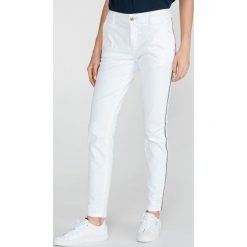 Just Cavalli Dżinsy Biały. Białe jeansy damskie Just Cavalli. Za 1394,95 zł.