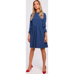 Sukienka odcięta w pasie niebieska - 2xl. Niebieskie sukienki damskie e-margeritka.pl, na co dzień, na jesień, s, bez wzorów, z poliesteru, eleganckie, z falbankami, z długim rękawem, długie, midi, rozkloszowane. Za 164,99 zł.