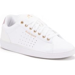 LE COQ SPORTIF COURTSTAR W BOUTIQUE > 1920560. Trampki i tenisówki damskie le coq sportif, bez wzorów, ze skóry, bez zapięcia. W wyprzedaży za 229,99 zł.