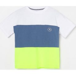 Kolorowy t-shirt - Biały. Białe t-shirty męskie Reserved, m, bez wzorów, bez kołnierzyka. Za 34,99 zł.