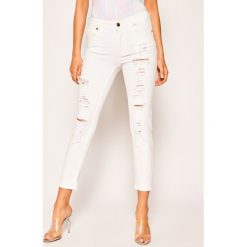 Jeansy Slim Fit Silvian Heach Kim PGP20325JE. Białe jeansy damskie Silvian Heach. Za 489,00 zł.