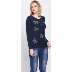 Granatowa Bluzka Run Away. Szare bluzki longsleeves Born2be, l, z aplikacjami, z okrągłym kołnierzem. Za 34,99 zł.