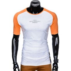 T-shirt męski z nadrukiem S926 - biały/pomarańczowy. Pomarańczowe t-shirty męskie Ombre Clothing, s, z nadrukiem, bez kołnierzyka. Za 15,99 zł.