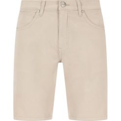 Szorty materiałowe Wrangler 5 Pocket W14CKD40V. Brązowe spodenki i szorty męskie Wrangler, m, bez wzorów, z elastanu. Za 229,00 zł.