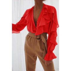 Damska bluzka TANGANY RED. Czerwone bluzki damskie Damska bluzka TANGANY RED, s, bez wzorów, bez kołnierzyka, bez rękawów. W wyprzedaży za 69,00 zł.