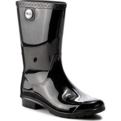 Kalosze UGG - W Sienna 1014452 W/Blk. Czarne kalosze damskie Ugg, bez wzorów, z wełny. W wyprzedaży za 269,00 zł.