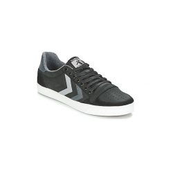 Buty Hummel SLIMMER STADIL DUO OILED LOW. Czarne trampki i tenisówki damskie Hummel, bez wzorów, bez zapięcia. Za 279,30 zł.