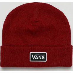 Vans - Czapka. Czerwone czapki zimowe damskie Vans, na zimę, z dzianiny. W wyprzedaży za 99,90 zł.