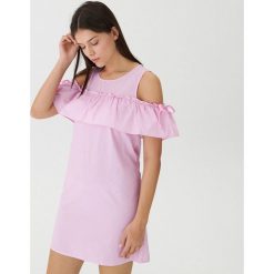 Sukienka z falbanką - Różowy. Różowe sukienki damskie House, s, bez wzorów, z falbankami, bez rękawów. Za 79,99 zł.