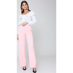 Spodnie z wysokim stanem: Kristin Sundberg for NA-KD Szerokie spodnie – Pink