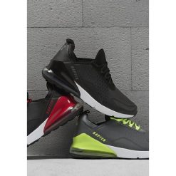 Czarne Buty Sportowe You Own It. Czarne buty sportowe męskie Born2be, bez zapięcia. Za 129,99 zł.