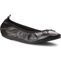 Baleriny SERGIO BARDI - Giocola SS127370418KD 101. Czarne baleriny damskie Sergio Bardi, na co dzień, bez wzorów, ze skóry, klasyczne, bez obcasa, na płaskiej podeszwie, bez zapięcia. W wyprzedaży za 109,00 zł.