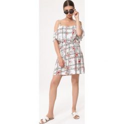 Biała Sukienka Blossoms. Białe sukienki dziewczęce Born2be, na lato, w kwiaty, bez rękawów, mini. Za 59,99 zł.