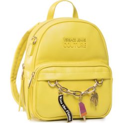 Plecak VERSACE JEANS COUTURE - E1VVBB66 71502 600. Żółte plecaki damskie Versace Jeans Couture, bez wzorów, z jeansu, eleganckie. Za 899,00 zł.