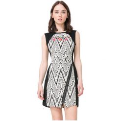 Desigual Kobiety Ubierają Vest Oregon 71V2Yp1 2000 (Rozmiar 40). Szare spódniczki damskie marki Desigual, bez wzorów. W wyprzedaży za 226,00 zł.