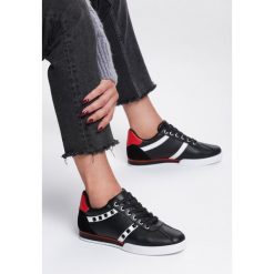 Czarne Buty Sportowe More Light. Czarne buty sportowe damskie Renee, bez wzorów, sportowe. Za 49,99 zł.