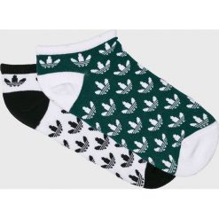 Adidas Originals - Skarpetki (2-pack). Białe skarpetki damskie adidas Originals, z elastanu. W wyprzedaży za 29,90 zł.