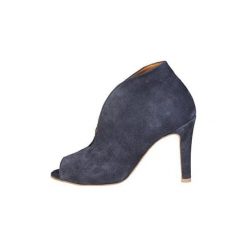 VERSACE 19.69 czółenka damskie 39 niebieski. Niebieskie czółenka damskie Versace 19.69, bez wzorów, z otwartym noskiem, bez obcasa. Za 269,00 zł.