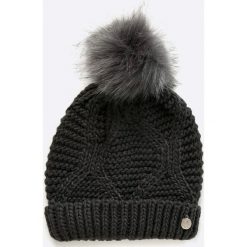 Guess Jeans - Czapka. Szare czapki damskie Guess Jeans, z aplikacjami, z jeansu. W wyprzedaży za 99,90 zł.