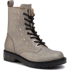 Trapery Guess Tavora2 FL5TV2 FAM10. Szare buty trekkingowe damskie Guess, bez obcasa, bez zapięcia. W wyprzedaży za 469,00 zł.