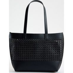 Torebka shopper - Czarny. Czarne torby damskie na zakupy Mohito, bez wzorów, bez dodatków. Za 119,99 zł.