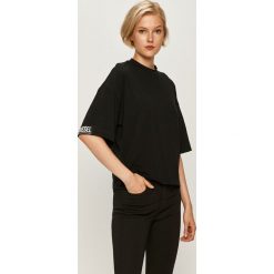 Diesel - T-shirt. Czarne bluzki damskie Diesel, s, bez wzorów, z elastanu, casualowe, z okrągłym kołnierzem, z krótkim rękawem. Za 229,90 zł.