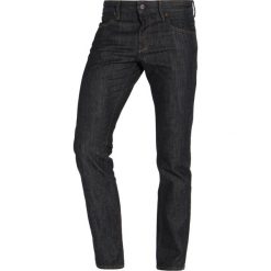 BOSS CASUAL BARCELONA Jeansy Straight Leg dark blue. Niebieskie jeansy męskie BOSS Casual. W wyprzedaży za 383,20 zł.