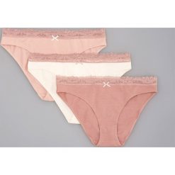 Bawełniane majtki 3 pack - Beżowy. Brązowe majtki damskie Reserved, s, z bawełny. Za 39,99 zł.