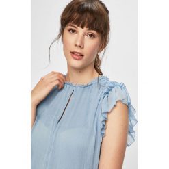 Pepe Jeans - Top Naomi. Niebieskie bluzki damskie Pepe Jeans, s, bez wzorów, z poliesteru, z okrągłym kołnierzem. W wyprzedaży za 159,90 zł.