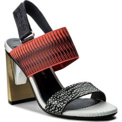 Sandały UNITED NUDE - Zink Slingback Hi 10300416108 Black And White Mix/Neon Red/Navy. Czerwone klapki damskie marki United Nude, bez wzorów, ze skóry, bez obcasa, na obcasie. W wyprzedaży za 499,00 zł.