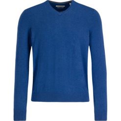 Sweter Bugatti 7350 45520. Czarne swetry męskie Bugatti, xxl, bez wzorów, z bawełny, klasyczne, z klasycznym kołnierzykiem, bez kaptura. W wyprzedaży za 169,00 zł.