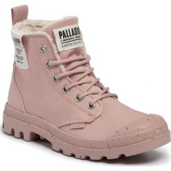Trapery PALLADIUM - Pama Earth 76437-612-M Rose Dust. Różowe trapery damskie Palladium, z materiału, klasyczne. W wyprzedaży za 319,00 zł.