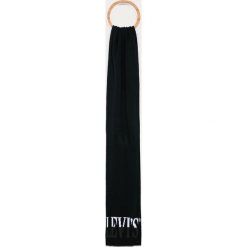 Levi's - Szalik. Niebieskie szaliki damskie Levi's®, z nadrukiem, z dzianiny. Za 149,90 zł.