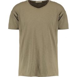 T-shirty męskie: Nudie Jeans ROGER Tshirt basic desert green