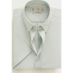 Mango Man - Koszula Oxfi. Białe koszule męskie Mango Man, s, bez wzorów, z bawełny, eleganckie, button down, z krótkim rękawem. Za 139,90 zł.