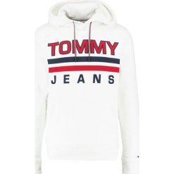 Bluzy męskie: Tommy Jeans ESSENTIAL GRAPHIC HOODIE Bluza z kapturem classic white