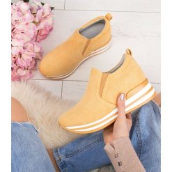 Buty sportowe Foreverfolie HQ207 Żółte. Żółte koturny damskie Foreverfolie, bez wzorów, z tworzywa sztucznego, sportowe. Za 139,00 zł.