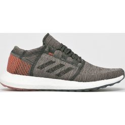Adidas Performance - Buty Pure Boost Go. Zielone buty sportowe męskie adidas Performance, z gumy, na sznurówki. W wyprzedaży za 399,90 zł.