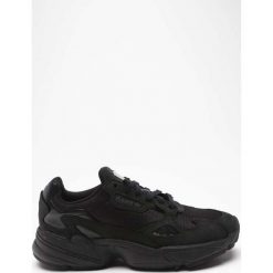 Czarne Sneakersy Adidas FALCON W 880. Czarne sneakersy damskie Molly.pl, z zamszu. Za 399,00 zł.
