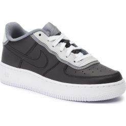 Buty NIKE - Air Force 1 Lv8 1 Dbl Gs BV1084 001 Black/Black/Pure Platinum. Czarne buty sportowe damskie Nike, na co dzień, bez wzorów, ze skóry ekologicznej, bez obcasa, na płaskiej podeszwie, bez zapięcia. Za 359,00 zł.
