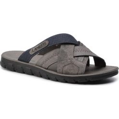 Klapki LANETTI - MS197129-10 Grey. Szare klapki męskie Lanetti, bez wzorów, ze skóry ekologicznej. Za 79,99 zł.