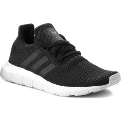 Buty adidas - Swift Run B37726 Cblack/Cblack/Ftwwht. Czarne buty sportowe damskie Adidas, bez wzorów, z tworzywa sztucznego, eleganckie. W wyprzedaży za 269,00 zł.