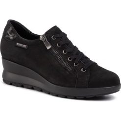 Półbuty MEPHISTO - Prima P4964 Black. Czarne półbuty damskie Mephisto, na co dzień, bez wzorów, ze skóry, bez obcasa, na koturnie, bez zapięcia. W wyprzedaży za 689,00 zł.