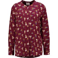 Bluzki damskie: Karen by Simonsen PASSIVE Bluzka bordeaux