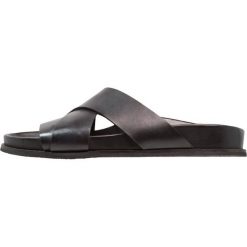 Chodaki męskie: Kickers Klapki black