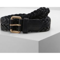 Vanessa Bruno CEINTURE Pasek pleciony noir. Czarne paski damskie marki Vanessa Bruno, w paski, ze skóry. W wyprzedaży za 356,30 zł.