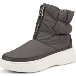 U.S. POLO ASSN. śniegowce damskie Milly 37 szary. Szare śniegowce damskie U.S. Polo Assn., z nylonu, na zamek. Za 419,00 zł.