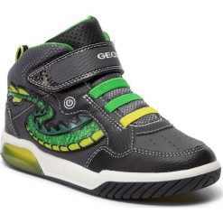 Sneakersy GEOX - J Inek B.E J949CE 05411 C0016 S Black/Green. Czarne trampki chłopięce Geox, z aplikacjami, ze skóry ekologicznej, bez zapięcia. Za 279,00 zł.
