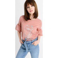 T-shirty damskie: Koszulka falbanami na rękawach