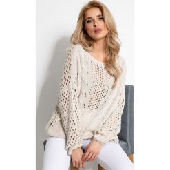 Sweter ażurowy - Beżowy, s/m. Brązowe swetry damskie e-margeritka.pl, s, bez wzorów, z bawełny, bez rękawów, bez kaptura. Za 139,99 zł.